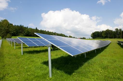 Omvormer groene stroom: Van zonnestraal naar energie!