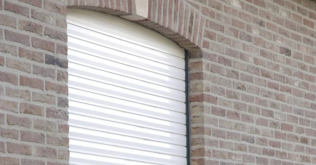 Wanneer zijn opbouwrolluiken jouw beste optie?